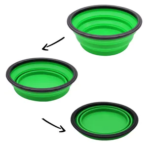 Ciotola pieghevole in silicone verde per cani che mostra le tre fasi di piegatura su bianco