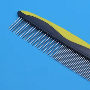 Roestvrijstalen huisdierkam voor ontwollen met een ergonomische antislip handgreep