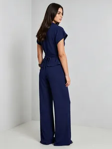 Ensemble de détente 2 pièces en maille côtelée bleu marine, haut cache-cœur et pantalon