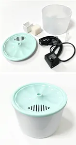 Parti della fontana automatica per gatti con pompa, filtro e vista assemblata