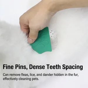 Fine-tooth green pet flea comb for effective cat and dog grooming and lice removal