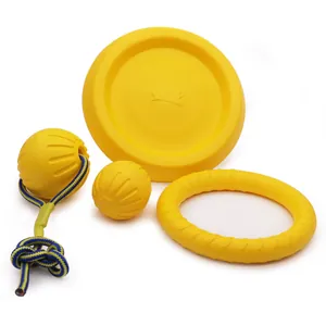 Set di giocattoli in EVA giallo per cani con frisbee, anello e palline per cani grandi