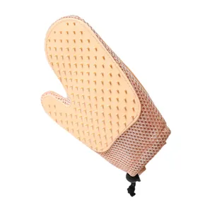 Guanto rosa per toelettatura degli animali con punte in silicone e rete traspirante