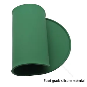 Food-grade green silicone waterproof pet feeding mat for cats and dogs