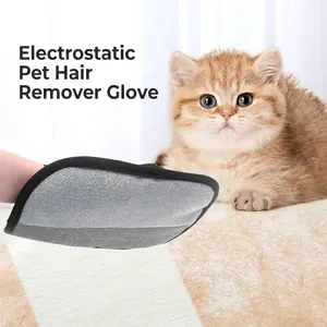 Guante eficaz para eliminar el pelo de mascotas para gatos y perros en uso práctico