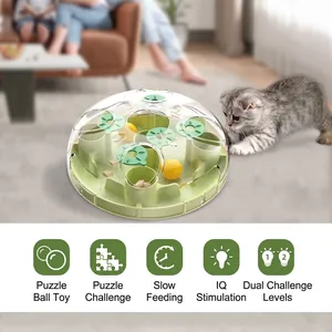 Vue détaillée du jouet puzzle interactif vert pour chat avec dôme pour alimentation lente.