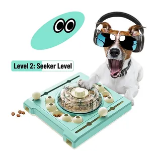 Juguete interactivo para perros Nivel 2 Explorer con comedero lento en color verde menta