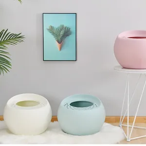 Moderne Top-Entry Katzentoilette mit spritzgeschütztem Design in verschiedenen Pastellfarben