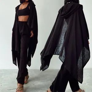 Detail des schwarzen Baumwoll-Leinen-Homewear-Sets für Damen mit unregelmäßigem Saum