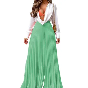 Elegante mintgrüne Plissee-Hose mit weitem Bein und hoher Taille für Damen im Herbstlook