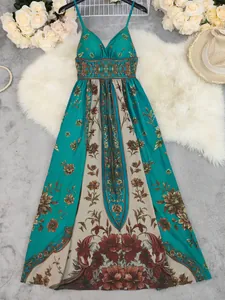 Floral vintage print maxi dress for summer with spaghetti straps and backless design
