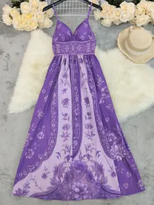 Elegant vintage floral print purple maxi dress with thin spaghetti straps for summer