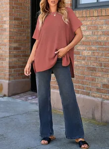 Casual dusty rose short sleeve ribbed knit t-shirt for women with a relaxed crew neck fit