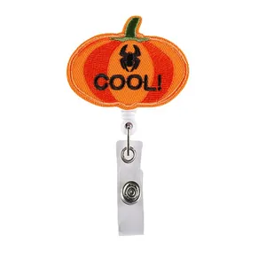 Portatarjetas retráctil de calabaza de Halloween con bordado COOL para tarjetas ID.