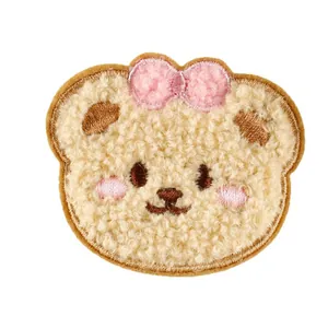 Écusson brodé ours de dessin animé avec nœud rose pour décoration de vêtements DIY