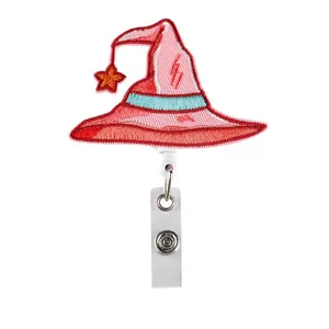Ausziehbarer Ausweishalter mit besticktem rosa Hexenhut für Krankenschwestern und Büro