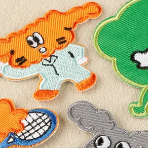 Bunte Cartoon-Stickpatches zum Aufbügeln für Kleidung und Accessoires Dekoration