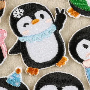 Écusson autocollant brodé pingouin mignon pour décoration de vêtements et chapeaux