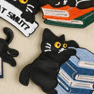 Toppe ricamate a forma di gatto nero cartone animato da stirare per accessori fai-da-te