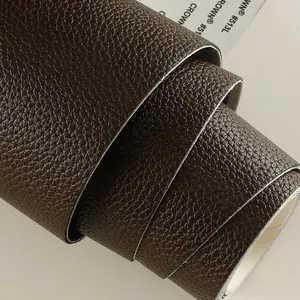 Patch auto-adhésif en cuir PU marron foncé avec texture litchi pour réparation