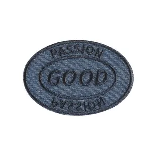 Parche bordado ovalado azul denim con diseño de letras PASSION GOOD para ropa
