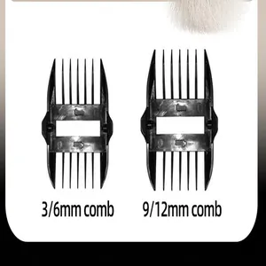Detailansicht von zwei doppelseitigen Haustier-Scherkämmen in den Größen 3/6mm und 9/12mm