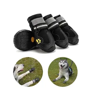 Scarpe per cani impermeabili e antiscivolo con strisce riflettenti per esterni