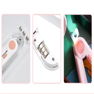LED Haustier Krallenschere Detail mit Batteriefach und Blutlinien-Finder-Licht