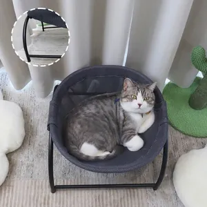 Erhöhtes Haustierbett für Katzen und kleine Hunde mit grauem Netz und schwarzem Metallrahmen