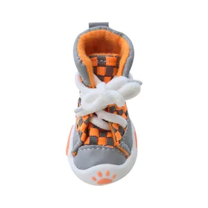 Ademende canvas hondenschoenen met oranje schaakbordpatroon en antislip zachte rubberen zolen