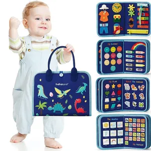 Tavola montessoriana in feltro per bambini con pagine per imparare l'alfabeto e i numeri