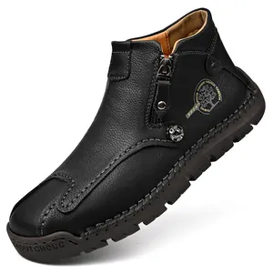 Elegantes botas Martin de cuero negro para hombre con cremallera y suela de goma.