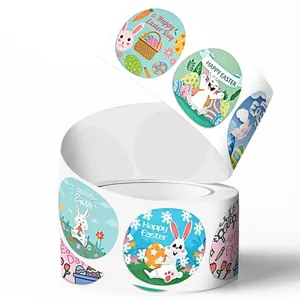 Vue détaillée d'un rouleau d'autocollants Joyeuses Pâques avec des motifs de lapins