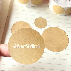 Ronde kraftpapier stickerrol 4,5 cm voor handwerk en alle bakkerijverpakkingen