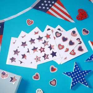 Adesivi festivi per l'Indipendenza americana con stelle e cuori per confezioni regalo