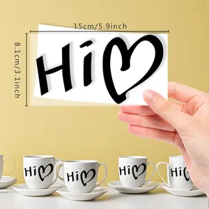 Détail de l'autocollant transparent Hi heart avec dimensions 15x8,1 cm pour tasses