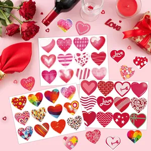 Verschiedene herzförmige Graffiti-Aufkleber für Valentinstag und Hochzeit Geschenk Deko