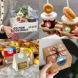 Detalle de pegatinas de dibujos animados como sellos en cajas de regalo y tazas