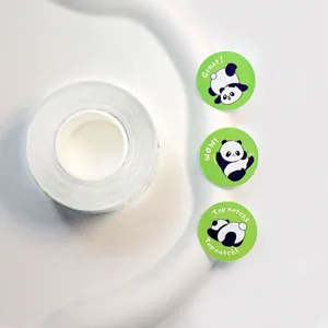 Vista detallada de pegatinas de recompensa de panda lindo con frases motivadoras