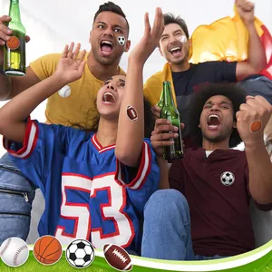 Tifosi di sport appassionati con adesivi impermeabili a tema calcio e pallacanestro