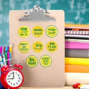Autocollants de motivation citron pour élèves et enseignants présentés sur presse-papiers