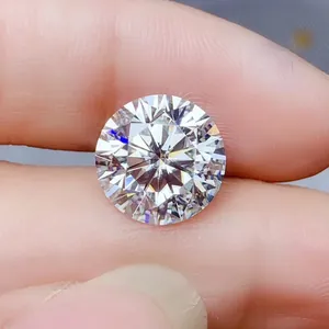 Premium briljant rond geslepen EF-kleur moissanite losse steen vastgehouden