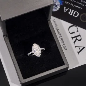 Elegante anillo de plata S925 con moissanita corte marquesa y certificado GRA