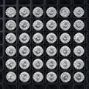 Pierres de moissanite rondes en vrac avec coupe seize cœurs et seize flèches, VVS.