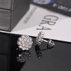 Elegantes pendientes de flor en plata 925 con moissanita y piedras redondas brillantes