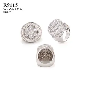 Detailansicht des S925-Silber-Moissanit-Rings von oben, von der Seite und innen
