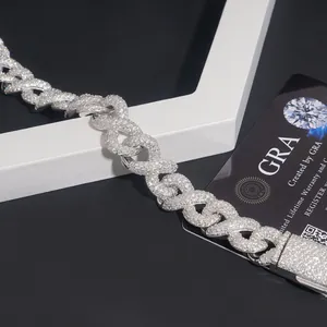 Detailansicht 13mm Moissanit-Cuban-Link-Armband mit GRA-Zertifikat aus S925 Silber.