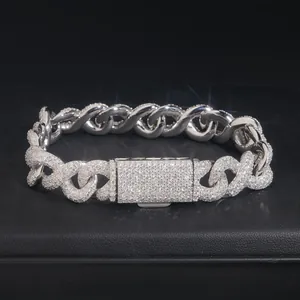 Exklusives 13mm S925 Silber Armband im Cuban-Style mit komplettem Moissanit-Besatz.