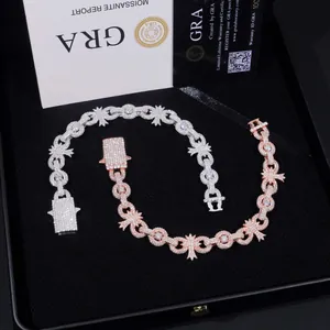 Detalle de pulseras de plata 925 moissanita hip hop con certificado GRA en caja negra