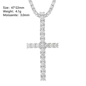 Macro detail of 3.0mm Moissanite stones set on a 925 silver hip-hop cross pendant